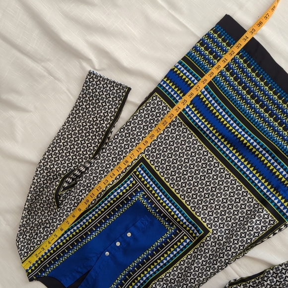 Crown & Ivy shift tunic dress, geometric designs - Picture 6 of 10